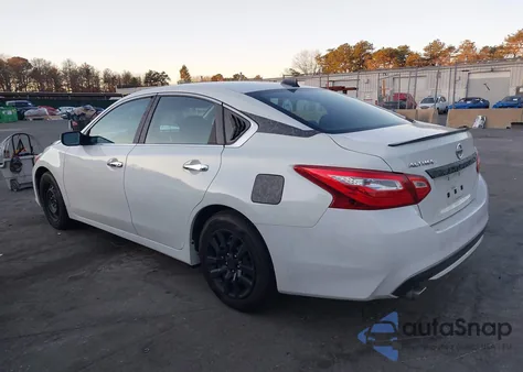 2016 Nissan Altima 2.5/2.5 S/2.5 Sl/2.5 Sr/2.5 Sv из США, поврежденный, VIN 1N4AL3AP7GC186370